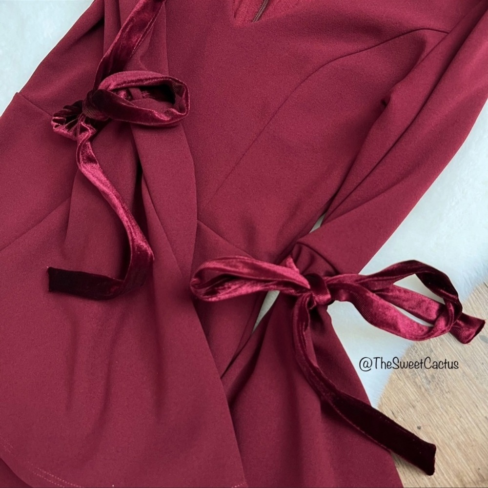 Lulu’s Once In A While Bell Sleeve Velvet Tie V Neck Mini Dress XS Dark Red - Picture 15 of 17